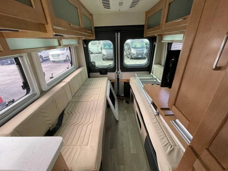 2025 Coachmen 2025 Coachmen Nova - thumbnail 25