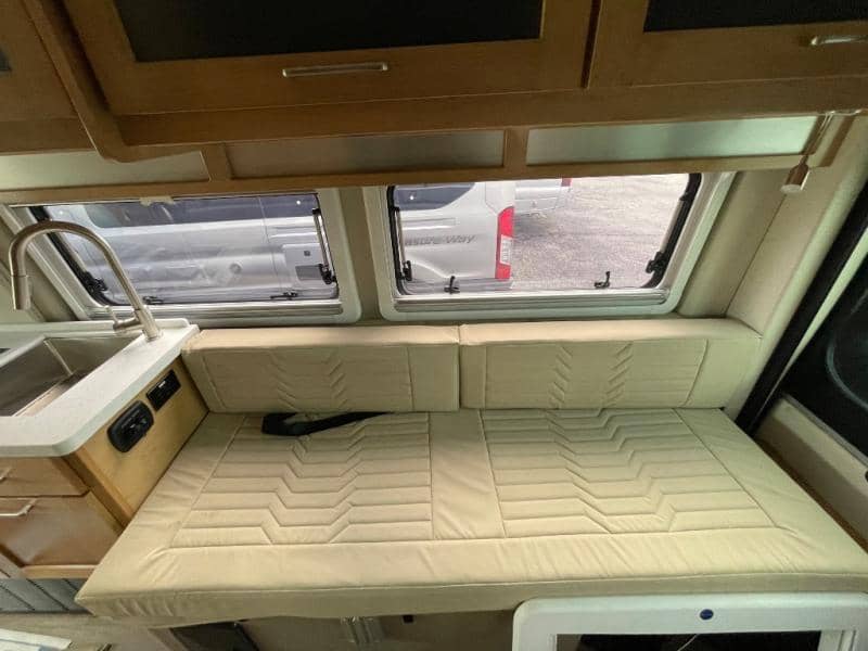 2025 Coachmen 2025 Coachmen Nova - thumbnail 26