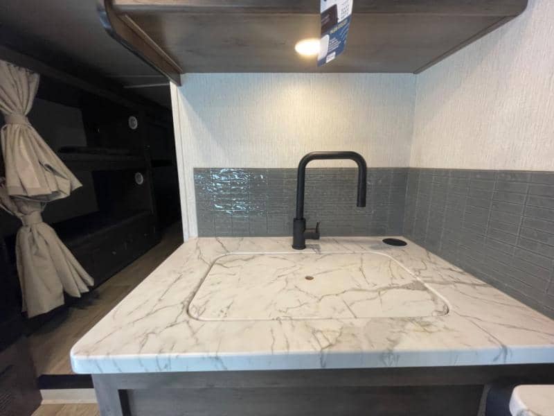 2025 Nexus RV 2025 Nexus RV Triumph - thumbnail 19