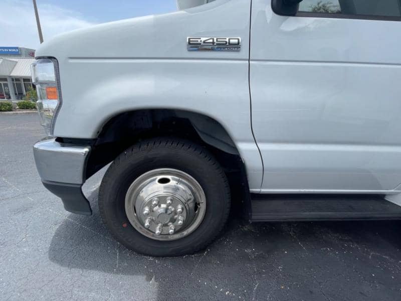 2025 Nexus RV 2025 Nexus RV Triumph - thumbnail 5