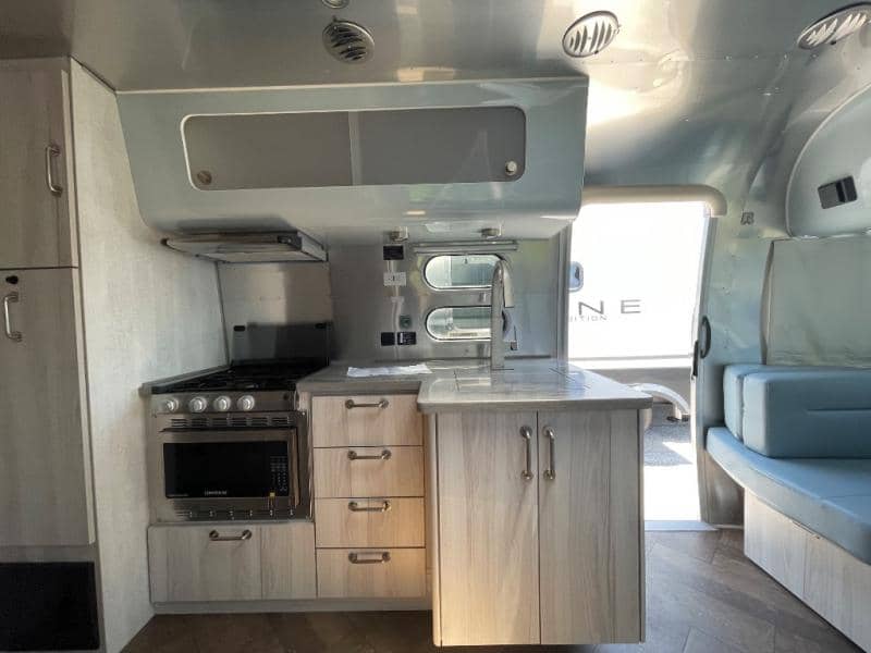 2023 Airstream 2023 Airstream INTERNATIONAL - thumbnail 10