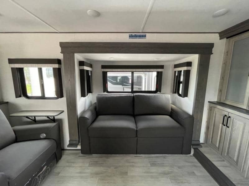 2025 Keystone RV 2025 Keystone RV Alpine Avalanche Edition - thumbnail 12