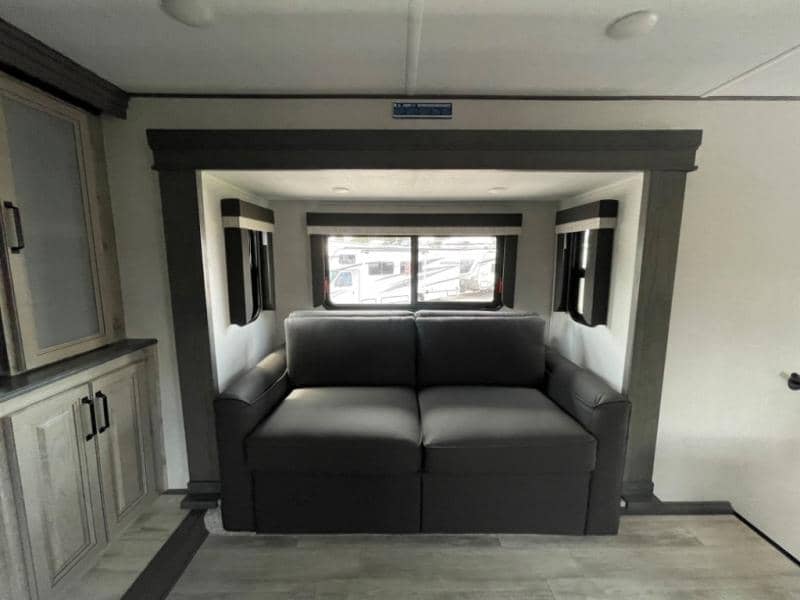 2025 Keystone RV 2025 Keystone RV Alpine Avalanche Edition - thumbnail 14