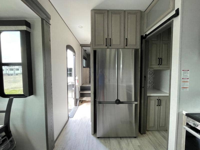 2025 Keystone RV 2025 Keystone RV Alpine Avalanche Edition - thumbnail 21