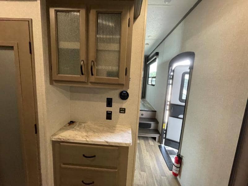 2023 Coachmen 2023 Coachmen Chaparral - thumbnail 26