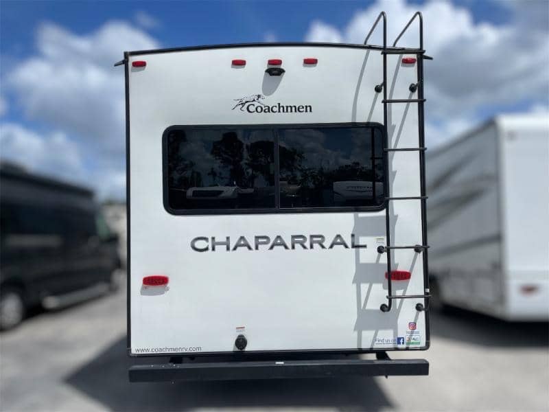 2023 Coachmen 2023 Coachmen Chaparral - thumbnail 5