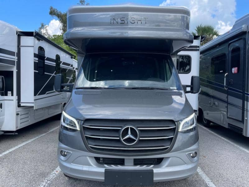 2025 Fleetwood RV 2025 Fleetwood RV Insight - thumbnail 3