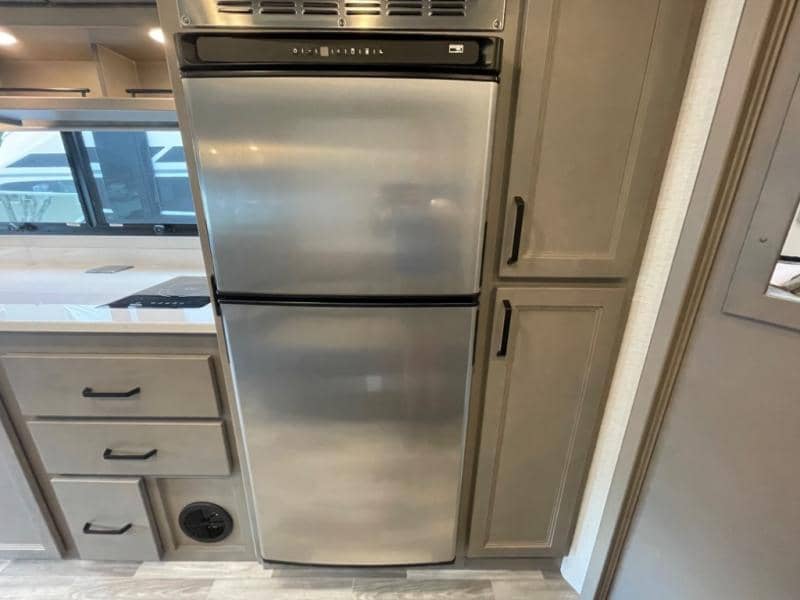 2025 Fleetwood RV 2025 Fleetwood RV Insight - thumbnail 24