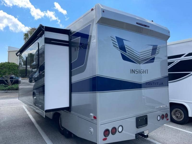 2025 Fleetwood RV 2025 Fleetwood RV Insight - thumbnail 6