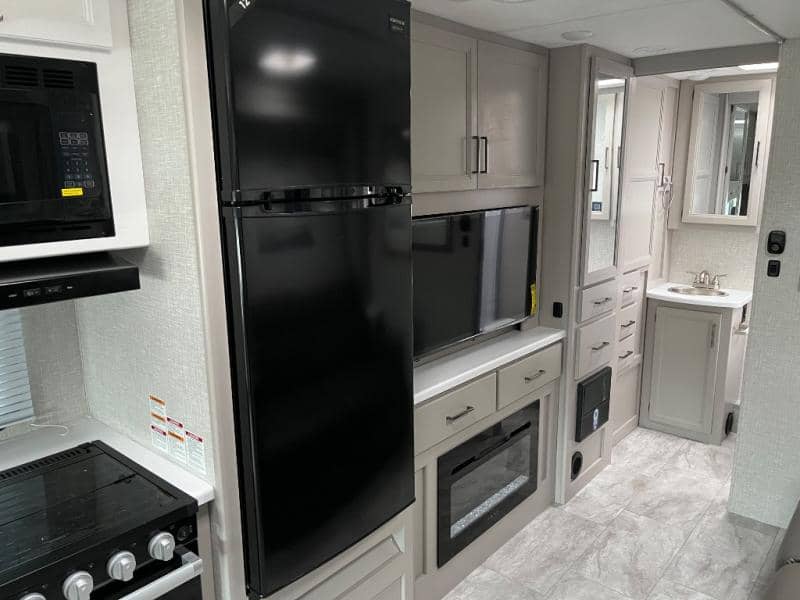 2025 Thor Motor Coach 2025 Thor Motor Coach Quantum - thumbnail 22