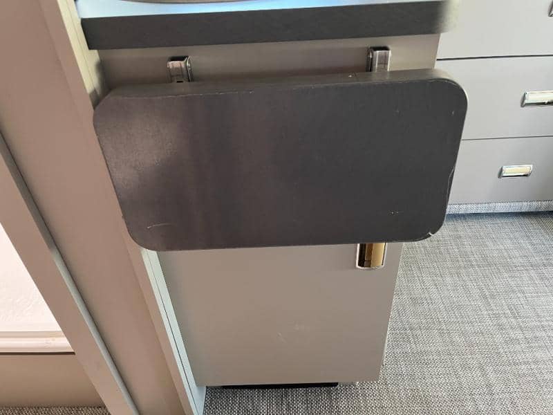 2025 Winnebago 2025 Winnebago Navion - thumbnail 31