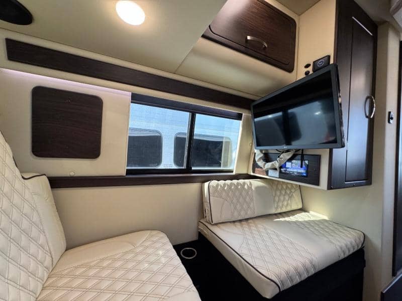 2025 Midwest Automotive Designs 2025 Midwest Automotive Designs Passage - thumbnail 12