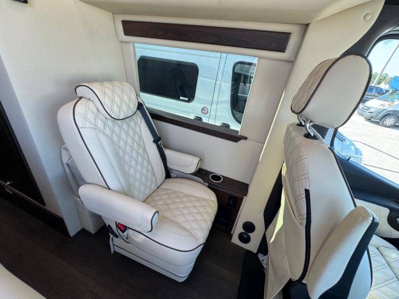 2025 Midwest Automotive Designs 2025 Midwest Automotive Designs Passage - thumbnail 21