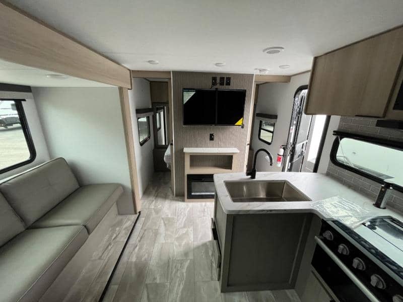 2025 Dutchmen 2025 Dutchmen Kodiak - thumbnail 17