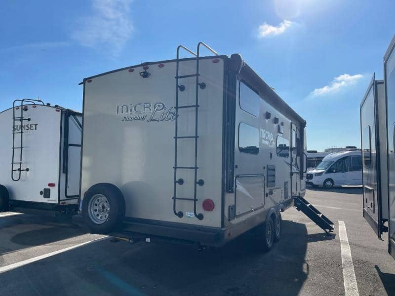 2021 Flagstaff Micro Lite 2021 Flagstaff Micro Lite FLAGSTAFF - thumbnail 6