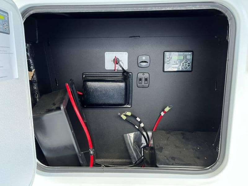 2025 Forest River 2025 Forest River Cardinal - thumbnail 7