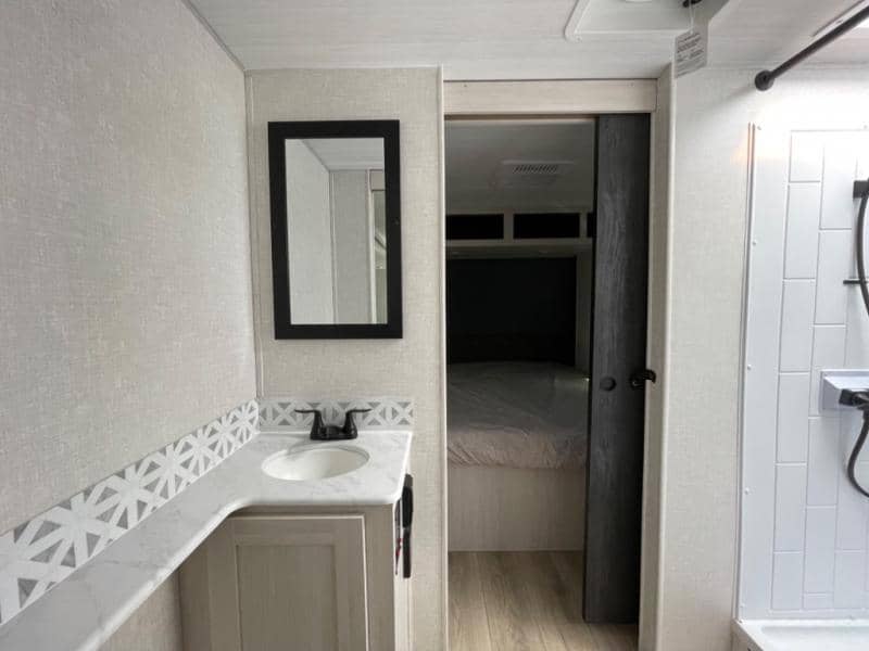 2025 Forest River 2025 Forest River Surveyor Legend - thumbnail 23