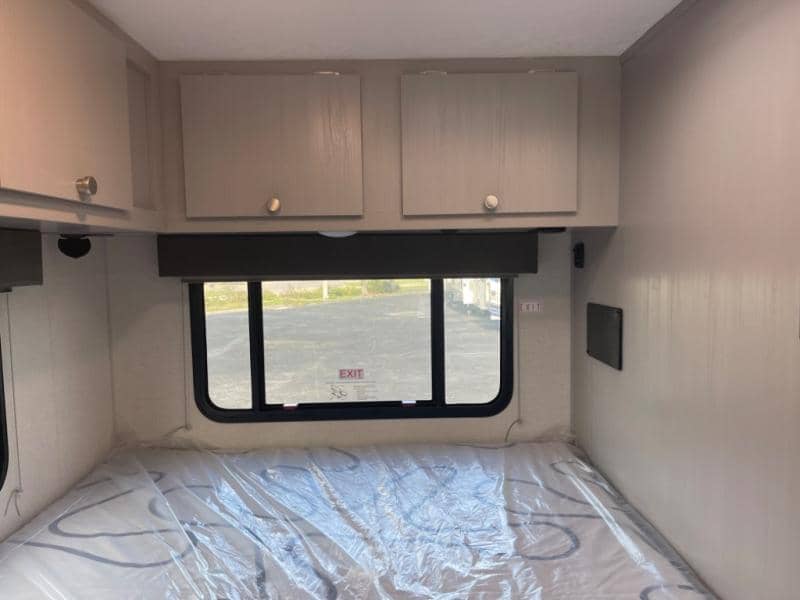 2025 Coachmen 2025 Coachmen Freelander - thumbnail 23