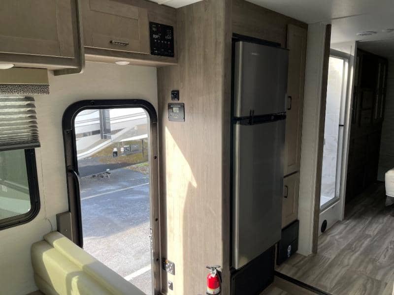 2025 Gulf Stream 2025 Gulf Stream Conquest - thumbnail 17