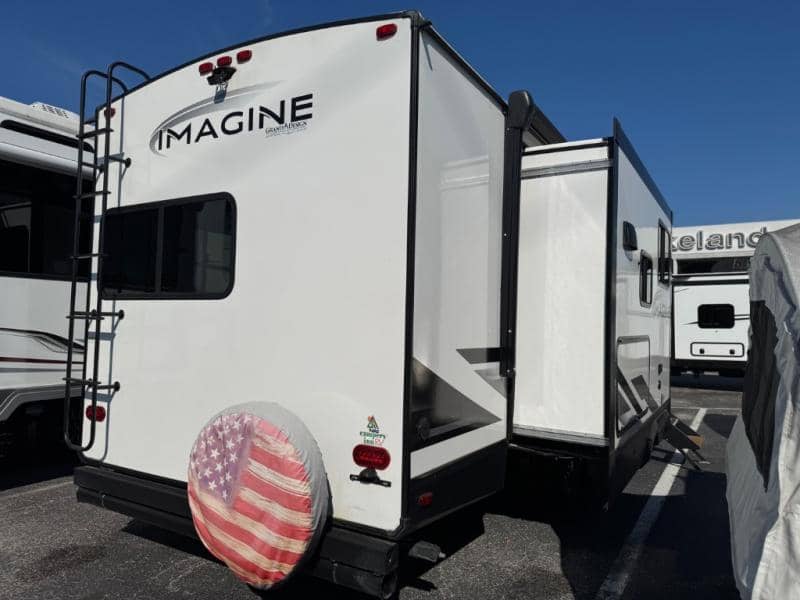 2022 Grand Design 2022 Grand Design Imagine - thumbnail 5