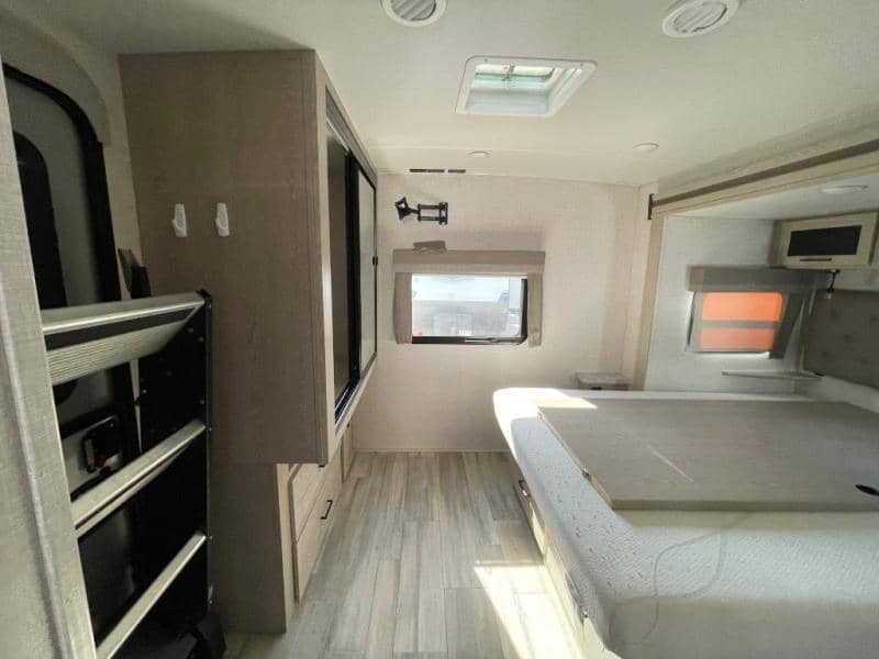 2023 Flagstaff 2023 Flagstaff Micro Lite - thumbnail 31