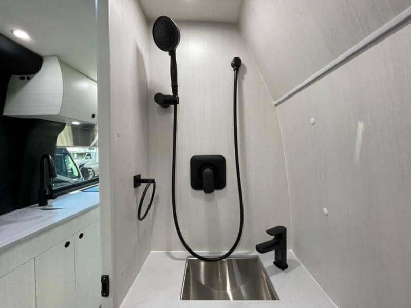 2025 Pleasure-Way 2025 Pleasure-Way Plateau - thumbnail 16