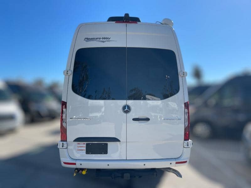 2025 Pleasure-Way 2025 Pleasure-Way Plateau - thumbnail 5