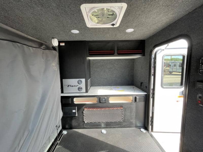 2025 inTech RV 2025 inTech RV Flyer - thumbnail 11