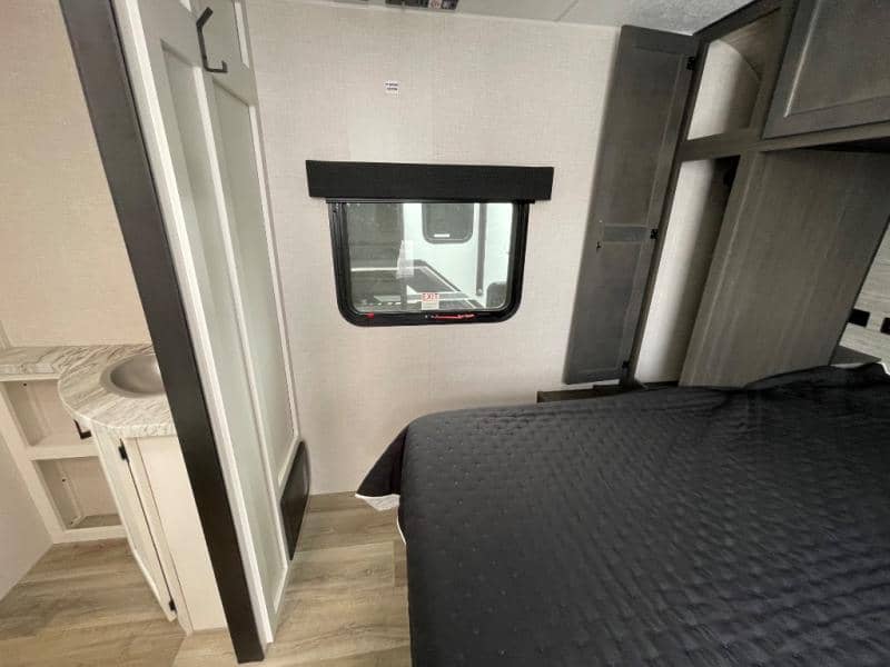 2025 Venture RV 2025 Venture RV Stratus - thumbnail 39