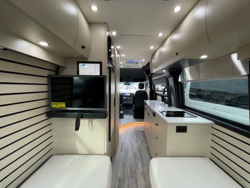 2025 Pleasure-Way 2025 Pleasure-Way Plateau - thumbnail 12