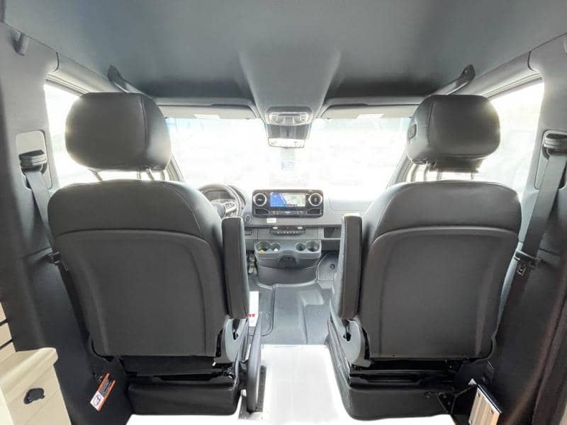 2025 Pleasure-Way 2025 Pleasure-Way Plateau - thumbnail 8