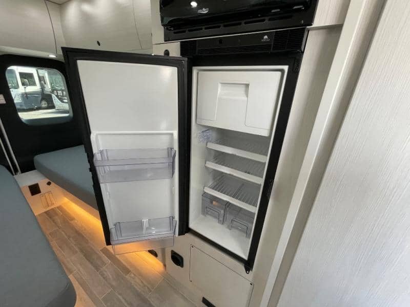 2025 Pleasure-Way 2025 Pleasure-Way Plateau - thumbnail 20