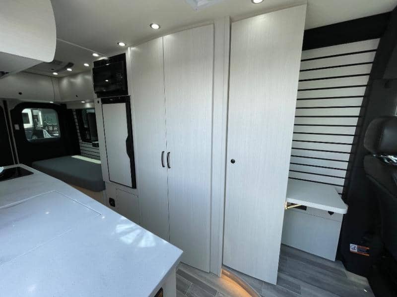 2025 Pleasure-Way 2025 Pleasure-Way Plateau - thumbnail 7