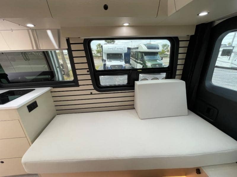 2025 Pleasure-Way 2025 Pleasure-Way Plateau - thumbnail 26