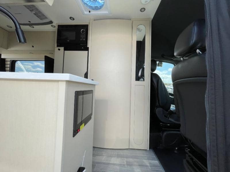 2025 Pleasure-Way 2025 Pleasure-Way Ascent - thumbnail 7