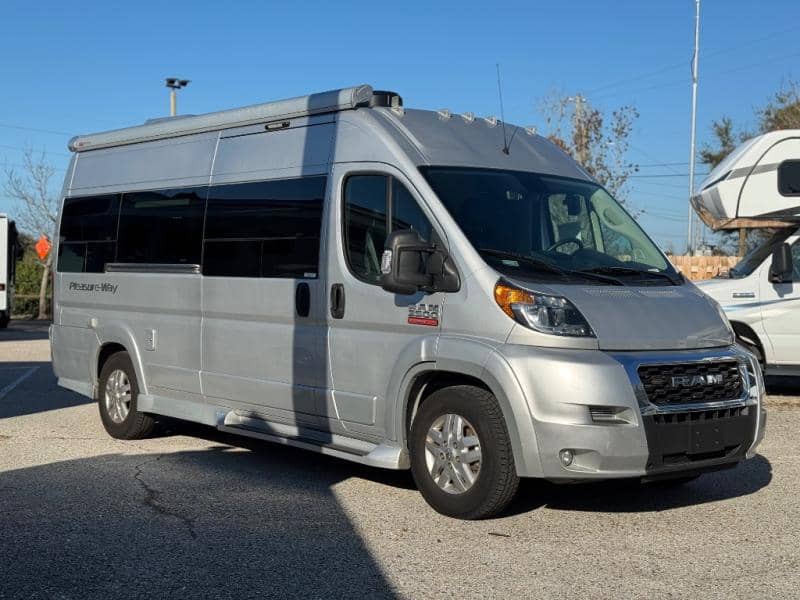 2021 Pleasure-Way 2021 Pleasure-Way Lexor - thumbnail 1