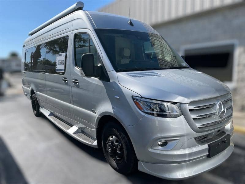 2025 Midwest Automotive Designs 2025 Midwest Automotive Designs Passage - thumbnail 1