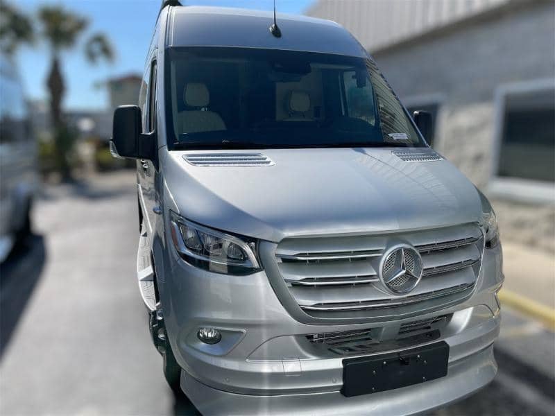 2025 Midwest Automotive Designs 2025 Midwest Automotive Designs Passage - thumbnail 2