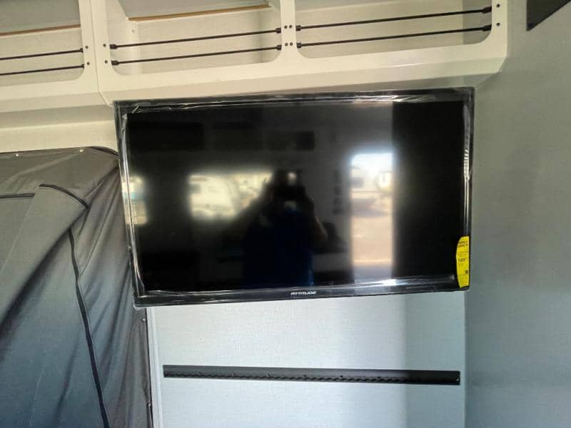 2025 inTech RV 2025 inTech RV Black Wing - thumbnail 12