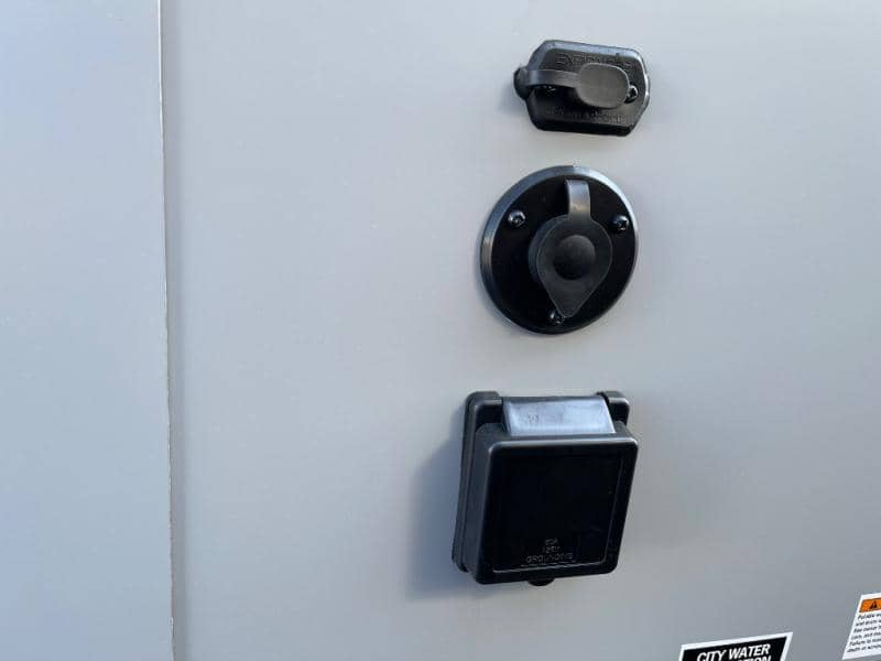 2025 inTech RV 2025 inTech RV Black Wing - thumbnail 26