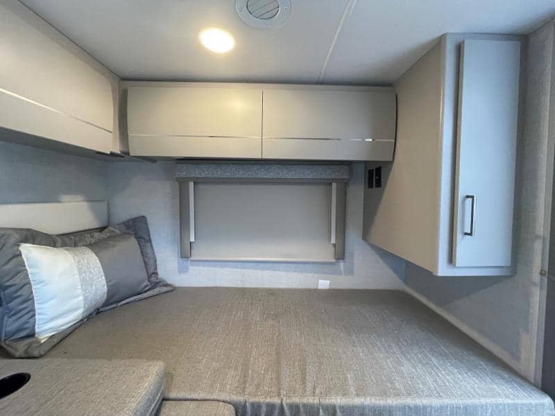 2025 Thor Motor Coach 2025 Thor Motor Coach Tiburon - thumbnail 17