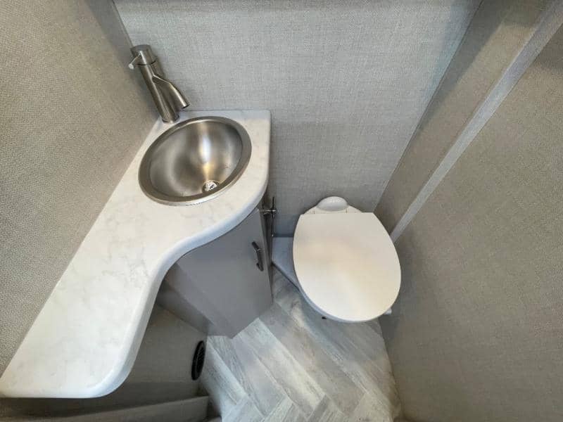 2025 Thor Motor Coach 2025 Thor Motor Coach Tiburon - thumbnail 19