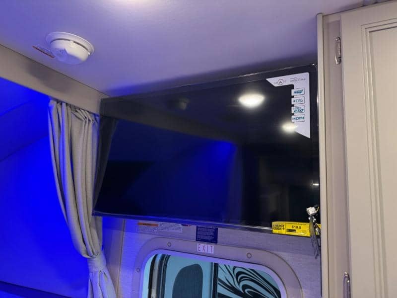 2025 Thor Motor Coach 2025 Thor Motor Coach Magnitude - thumbnail 16