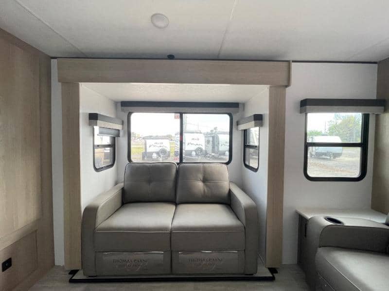 2025 Dutchmen 2025 Dutchmen Kodiak - thumbnail 11