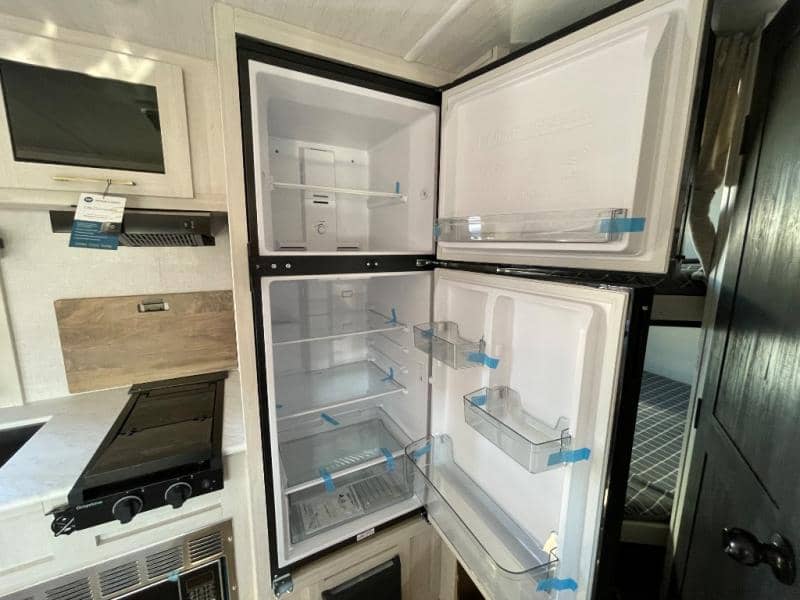 2025 Forest River 2025 Forest River Grand Surveyor - thumbnail 32