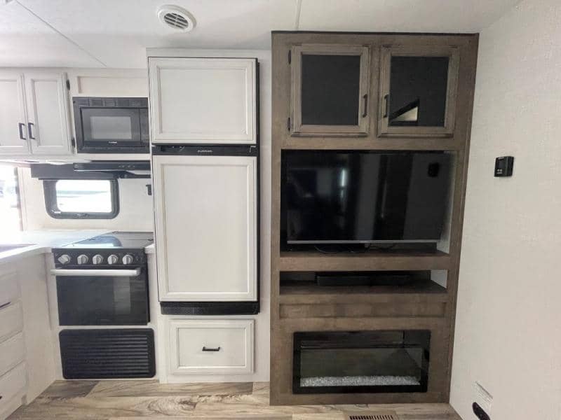 2024 Venture RV 2024 Venture RV SportTrek Touring Edition - thumbnail 14