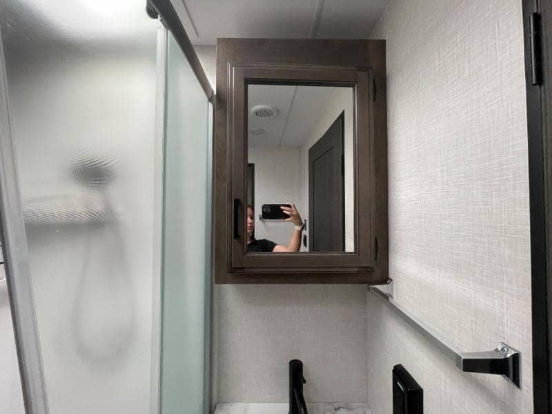 2024 Venture RV 2024 Venture RV SportTrek Touring Edition - thumbnail 17