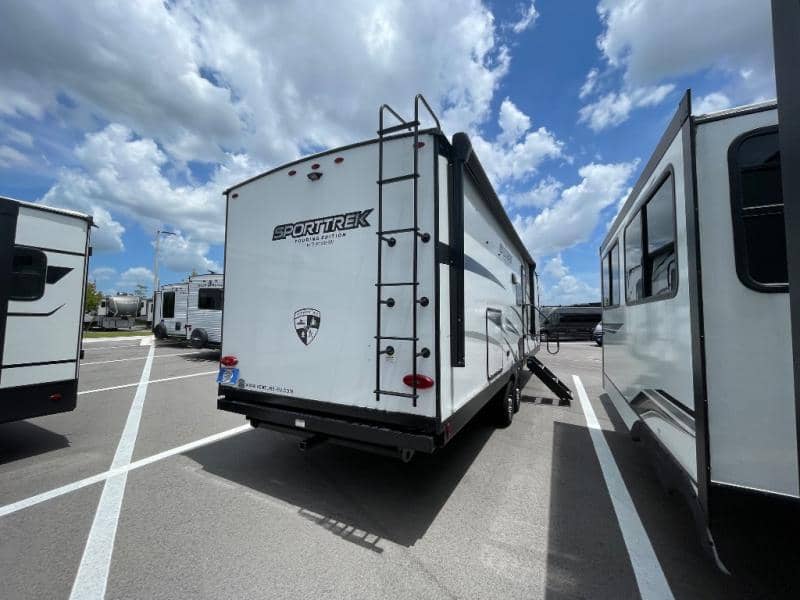2024 Venture RV 2024 Venture RV SportTrek Touring Edition - thumbnail 8
