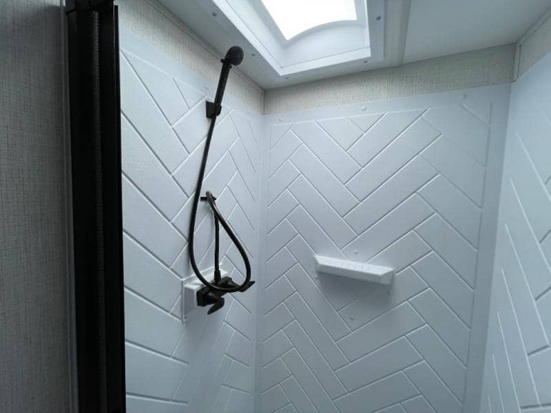 2025 Forest River 2025 Forest River Cardinal - thumbnail 35