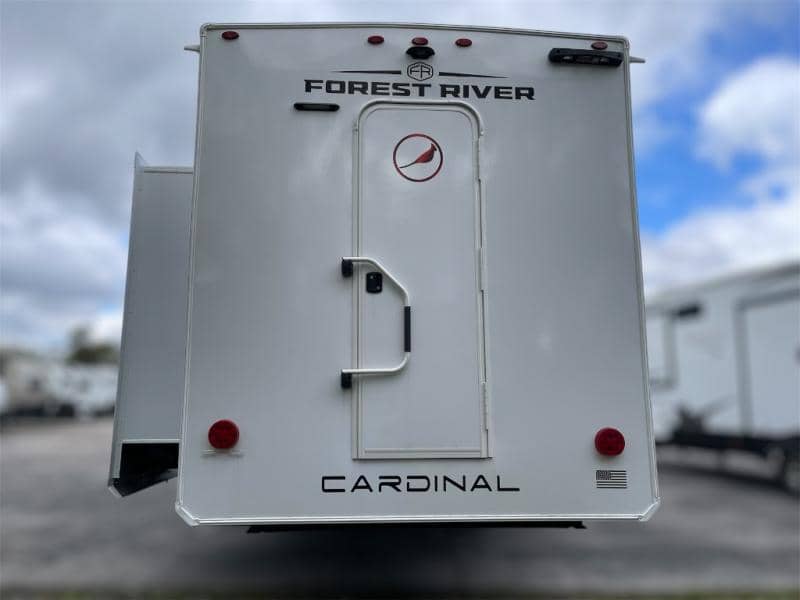 2025 Forest River 2025 Forest River Cardinal - thumbnail 5